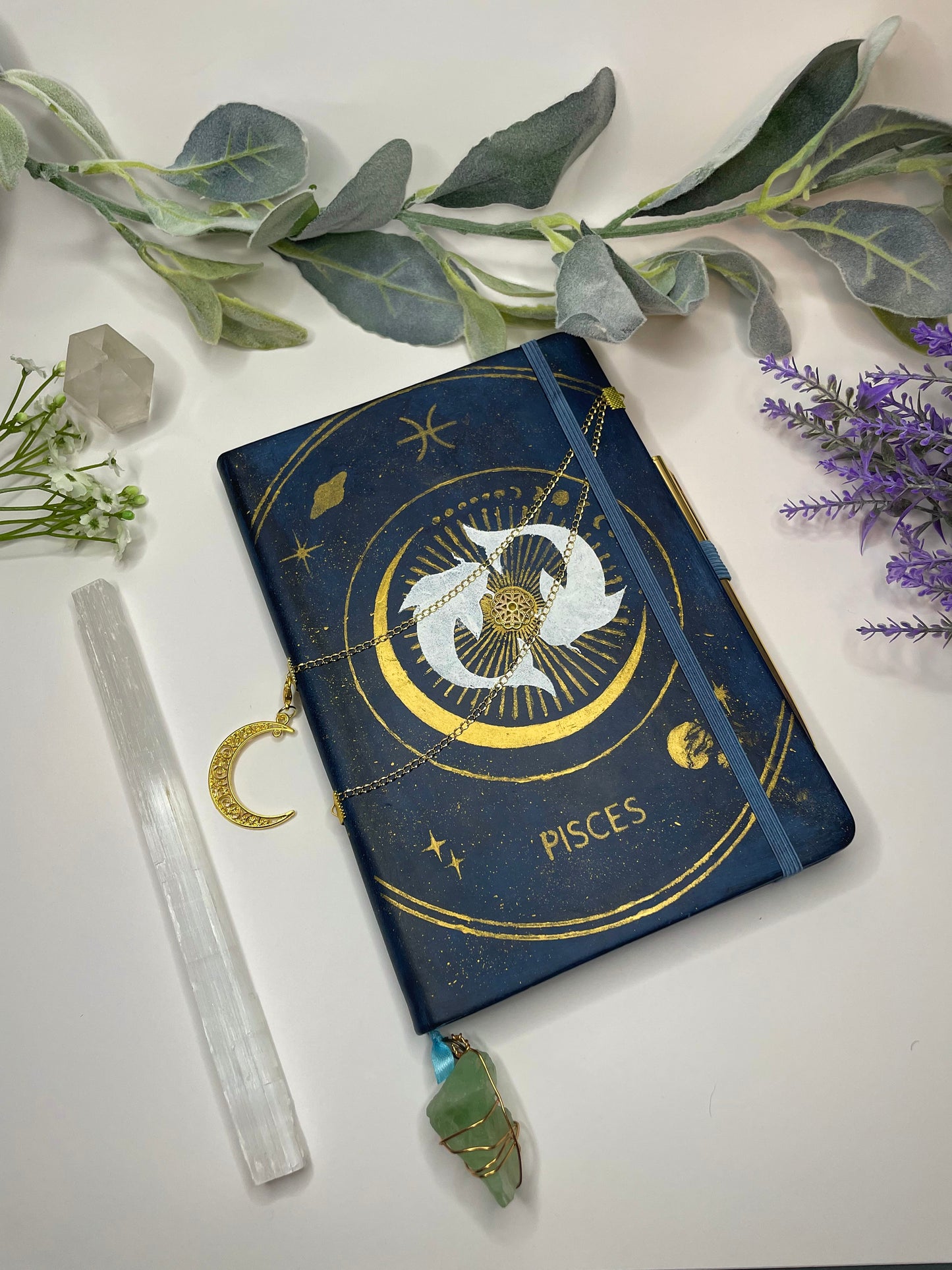 pisces chain journal